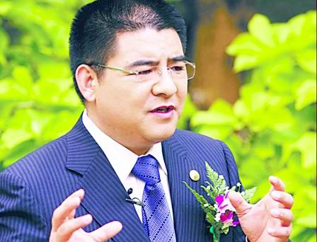 董事长忙吗_在忙吗表情包动图