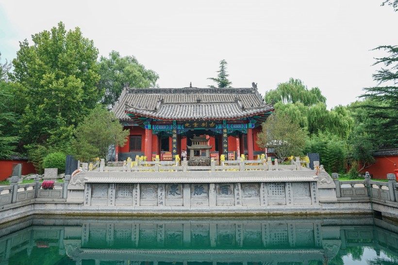 【八一】济南国（组诗）