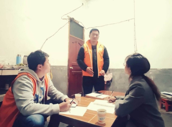【流年】刘金绒和她的三个驻村老师（散文）