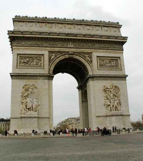 【雀巢散文】法国人民心中的丰碑——凯旋门