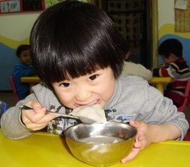【西风】饺子，包着许多故事 （散文）