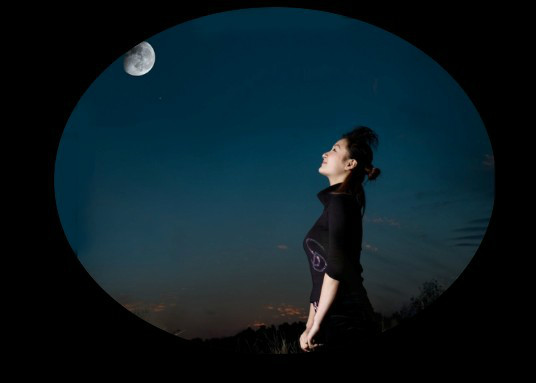 轻舞那年那月月夜情思散文