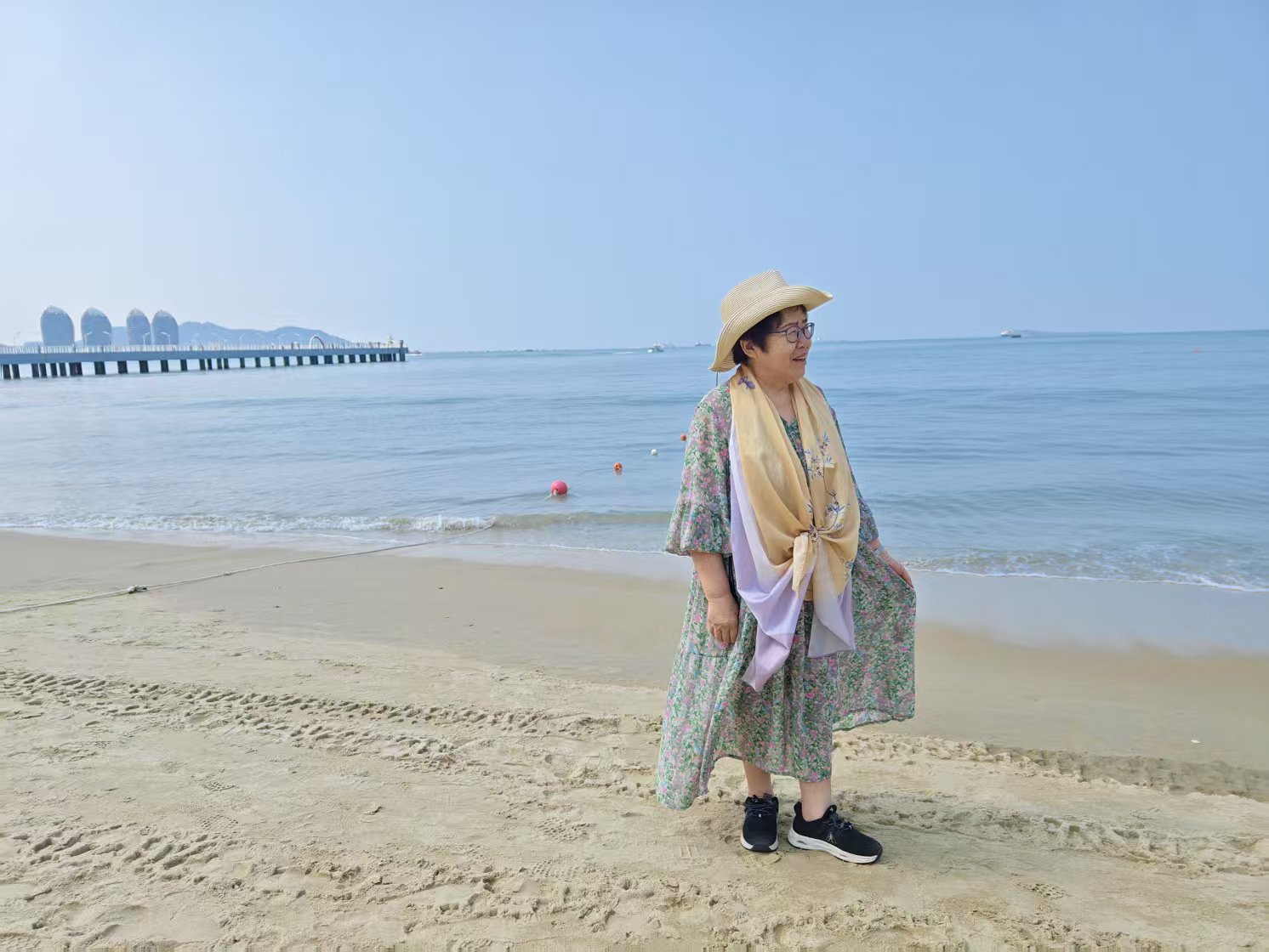 【家园】三亚之旅是碧海蓝天下的人生新篇（散文）