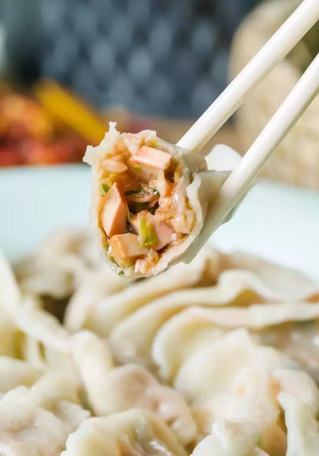【摆渡·冬】冬至饺子话沧桑（随笔）