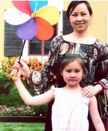 【天涯】女儿给我做疏导（散文）