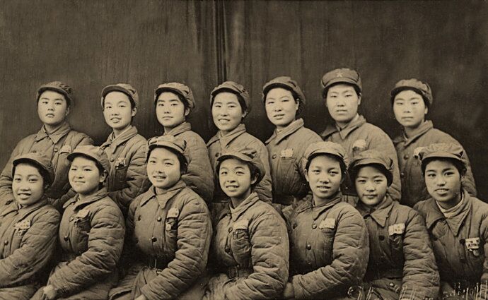 【雀巢·脊梁】抗美援朝20军60师文工团的女兵们（散文）