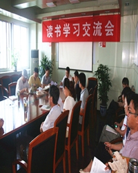 让书香浸润校园，让校园弥漫书香