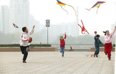 让梦想跟着风筝飞翔（记叙文）