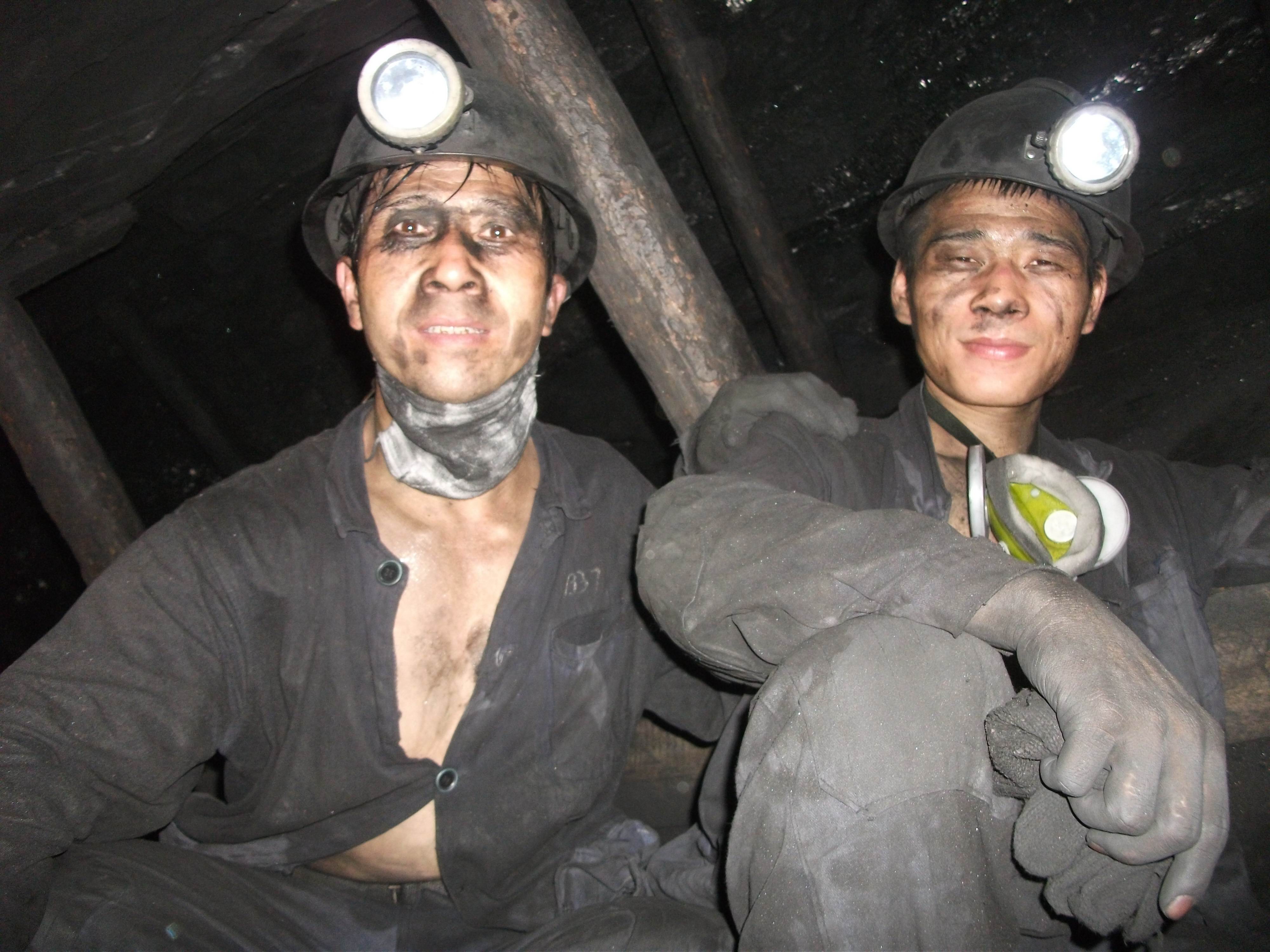采煤队长和他的当采煤工的儿子