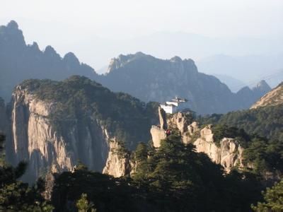 这山看着那山高