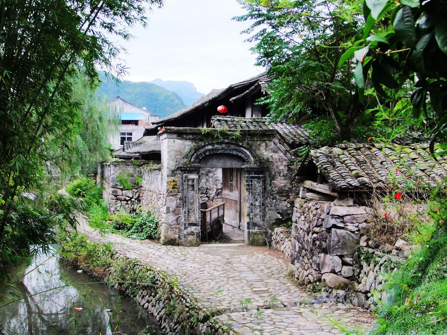 【丁香收获】千年古村觅芳华（散文）