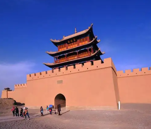 【酒家】雄关落日圆（散文诗）