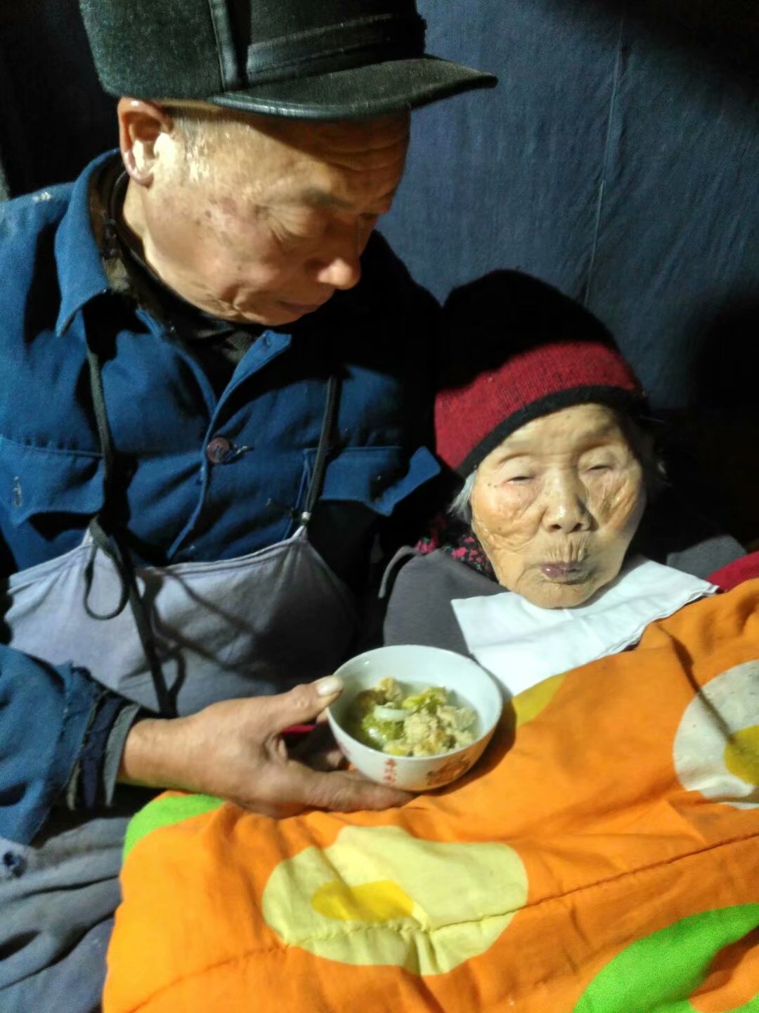 【风恋】母亲，我拿什么替代你的痛苦（散文）