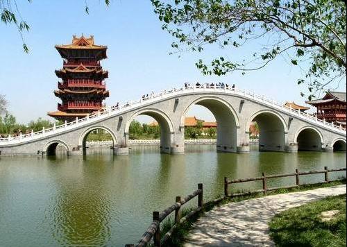 【荷塘“有奖金”征文】心中的那面湖水（散文）
