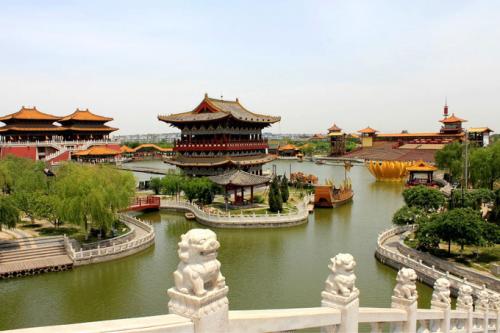 【八一】走进东京汴梁 （随笔·家园）