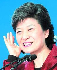 【晓荷】如果注定悲剧，何苦给我美丽？（随笔）