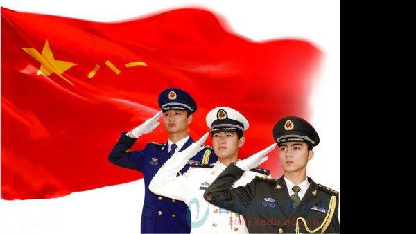 【晓荷·人间百态】“八一”军旗红（诗歌）