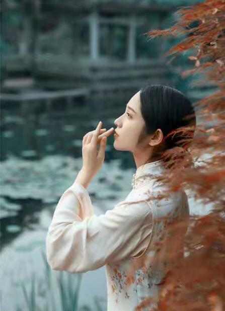 【晓荷*人间百态】初秋（诗歌）