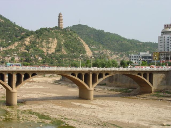 【柳岸•念】那次离家出走（散文）