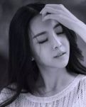爱就是牙掉光了还想咀嚼（诗组）