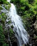 【晓荷·家国天下】遥望滴水崖（散文)