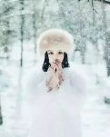 【荷塘】摘一朵雪花，送给新年华（外一首）（诗歌）
