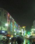 【柳岸•恋】伞花盛开中山路（散文）