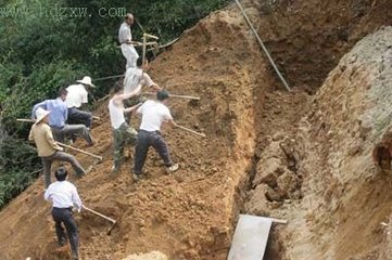 【流年·扶】深翻土地（征文·散文）
