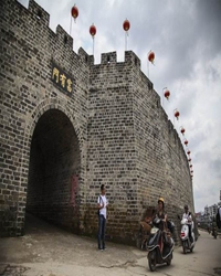 莅临红土地，漫步汀洲、瑞金街头（散文）
