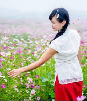 【流年·那年花开月正圆】我们村里的女孩（征文·散文）