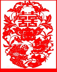 黄沙中摇曳的中国红