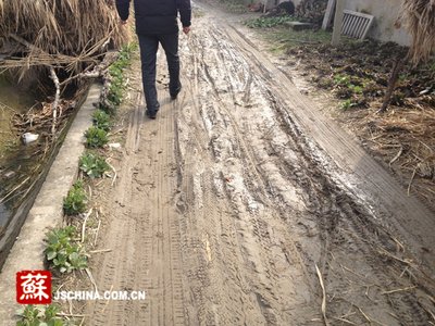 【丹枫】路（微型小说）