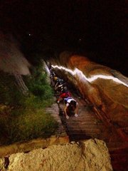 【荷塘】夜爬华山（散文）
