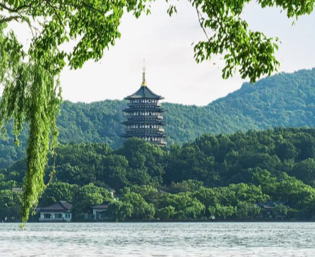 【江山·风景线】【酒家】西湖山水惹人怜（诗歌）