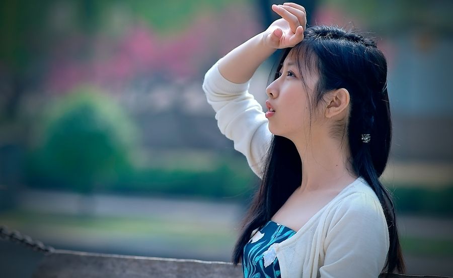 【凤凰】昨天 . 今天 . 明天（杂文）