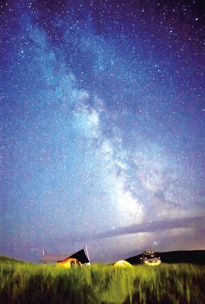 【丁香】郭康农观星（诗歌）