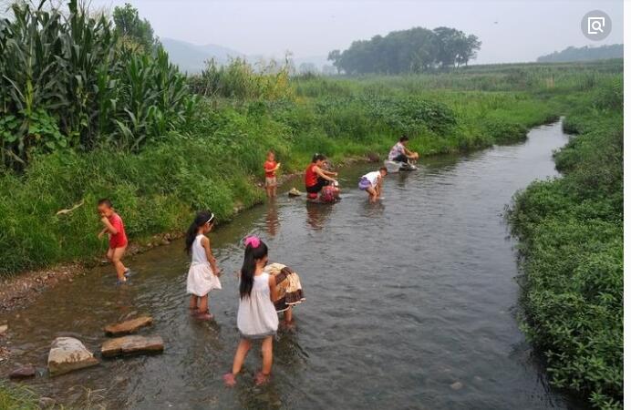 【时光】小河流水细悠悠（散文）