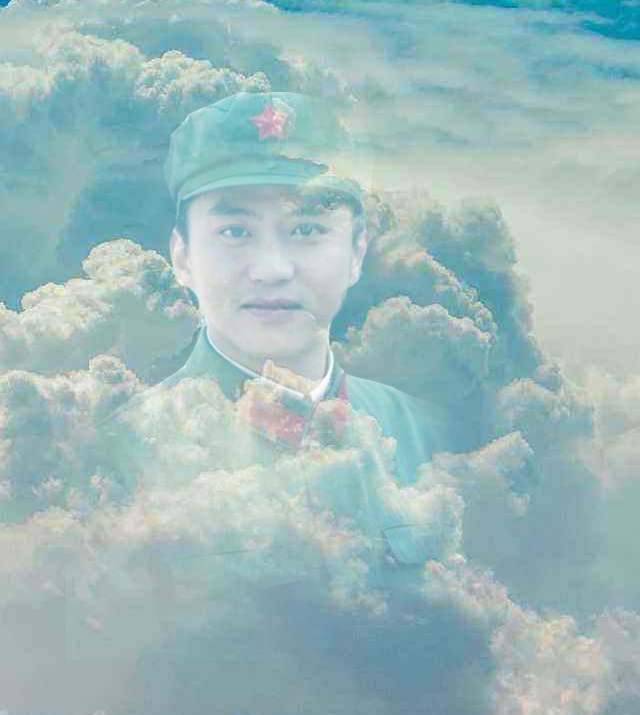 【八一】印在云朵上的笑（小说·旗帜）
