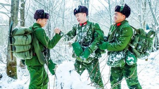 【八一】一片兵心在军营 书写军旅庆八一（散文·旗帜）