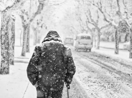 【流云】如雪的温暖（散文）