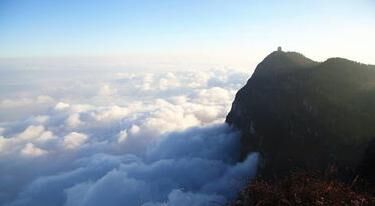 【八一】峨眉山游记（散文·家园）