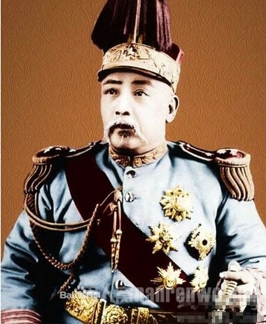 【清风】凭吊袁世凯墓：零落在历史的十字关口（散文）