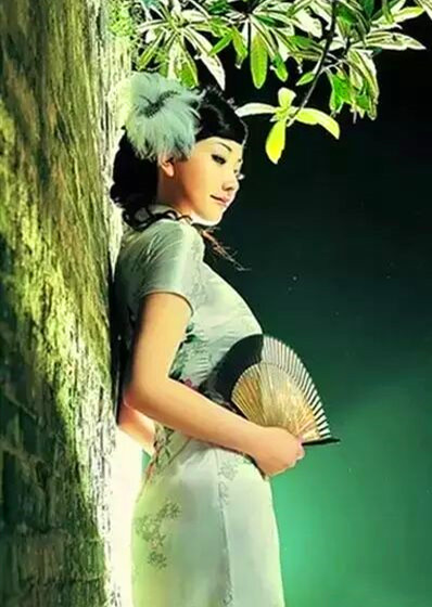 【柳岸】说说女人穿衣（散文）