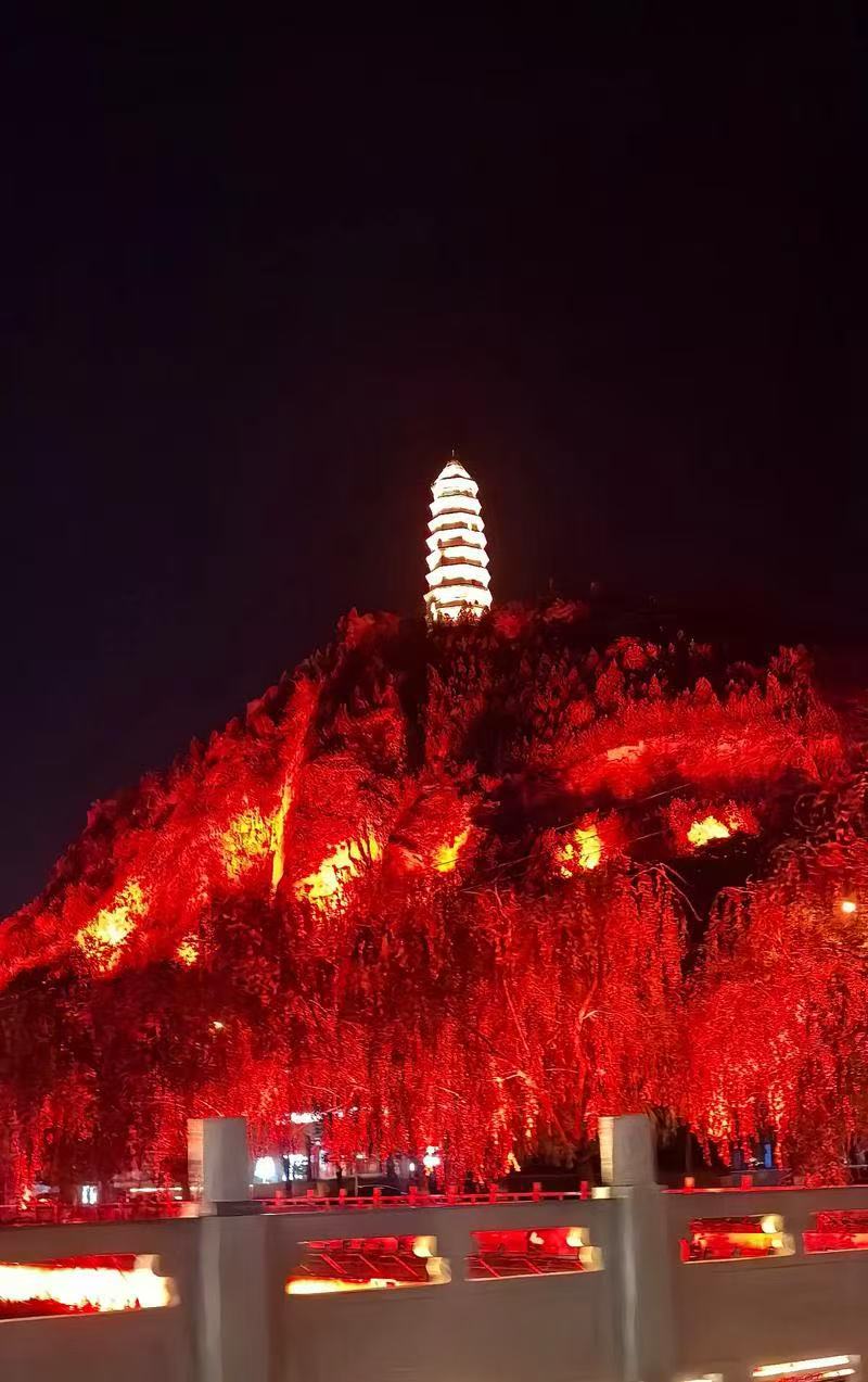 【江山·风景线】【酒家】宝塔山记（散文）