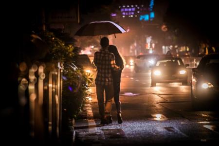 【歌词】雨住晚归人