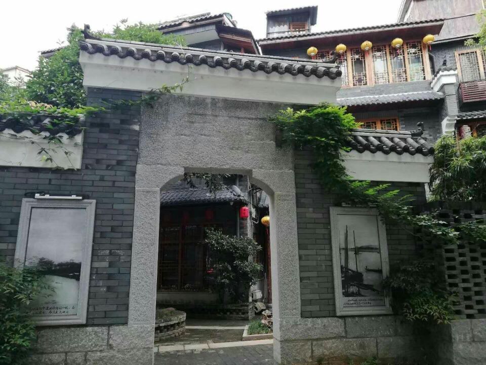 【丁香·丁香花开】绽放（小说）
