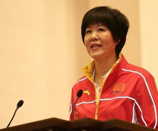 【八一】目睹当年首次女排夺冠的狂喜（随笔·旗帜）