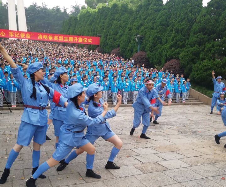【八一】巾帼女兵永远的战士魏文英（散文·旗帜）