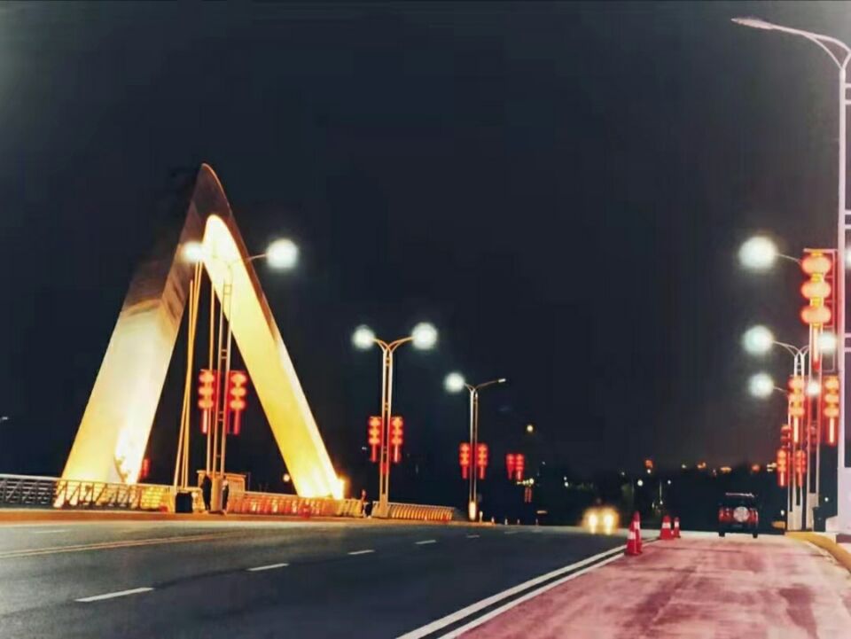 【丁香】道路的思考（散文）