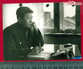 【西风】我敬重的老领导 （散文）